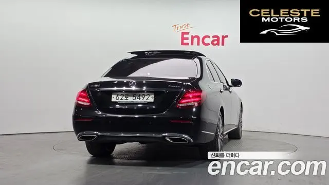 MERCEDES BENZ E-Classe W213 E450 4MATIC Exclusive 2019 — photo 4 sur 26
