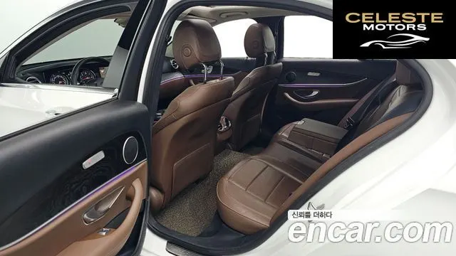 MERCEDES BENZ E-Classe W213 E220d Avantgarde 2018 — photo 12 sur 20