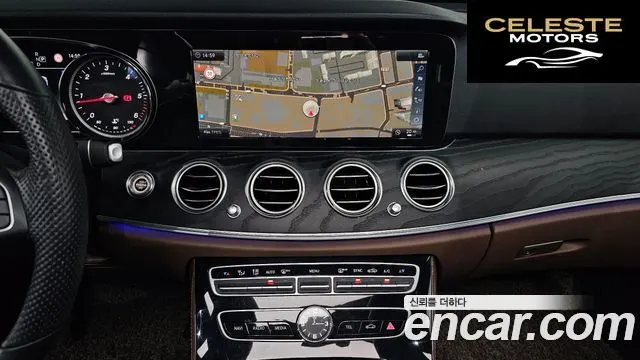 MERCEDES BENZ E-Classe W213 E220d Avantgarde 2018 — photo 14 sur 20