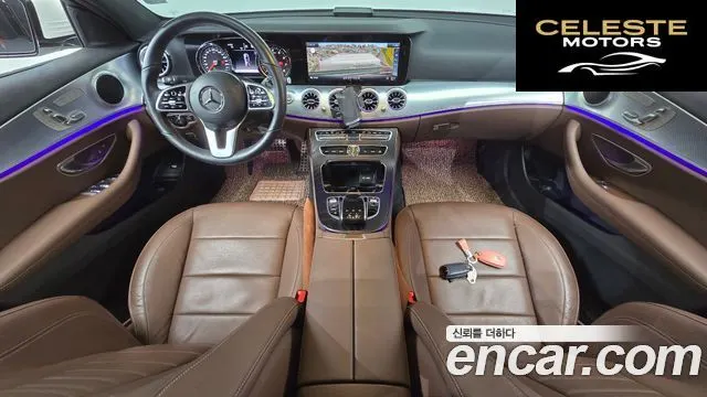 MERCEDES BENZ E-Classe W213 E250 Avantgarde 2020 — photo 6 sur 20