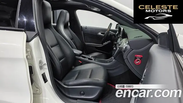 MERCEDES BENZ CLA-Classe C117 CLA200 CDI 2014 — photo 11 sur 20
