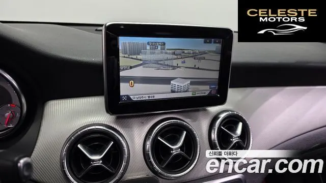 MERCEDES BENZ CLA-Classe C117 CLA200 CDI 2014 — photo 14 sur 20
