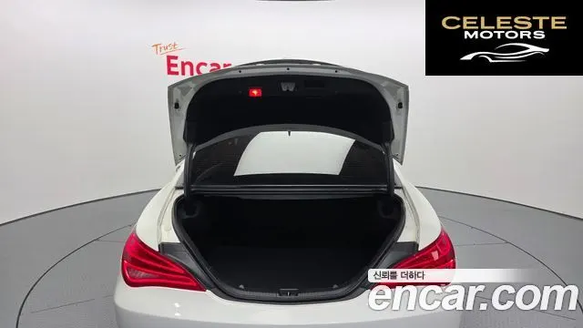 MERCEDES BENZ CLA-Classe C117 CLA200 CDI 2014 — photo 20 sur 20
