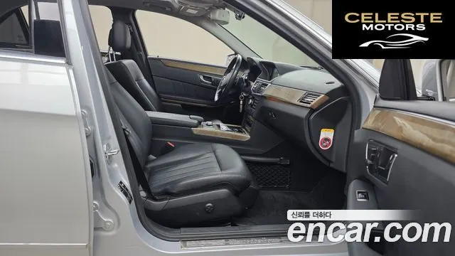 MERCEDES BENZ E-Classe W212 E300 2011 — photo 11 sur 20