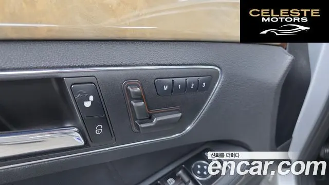 MERCEDES BENZ E-Classe W212 E300 2011 — photo 17 sur 20