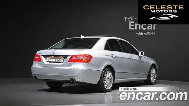 MERCEDES BENZ E-Classe W212 E300 2011 — photo 2 sur 20