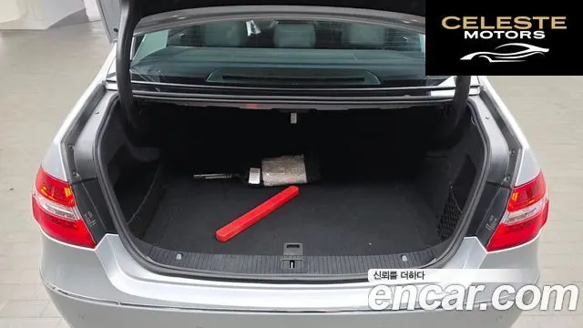 MERCEDES BENZ E-Classe W212 E300 2011 — photo 20 sur 20