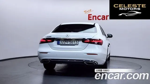 MERCEDES BENZ E-Classe W213 E250 Avantgarde 2021 — photo 4 sur 26