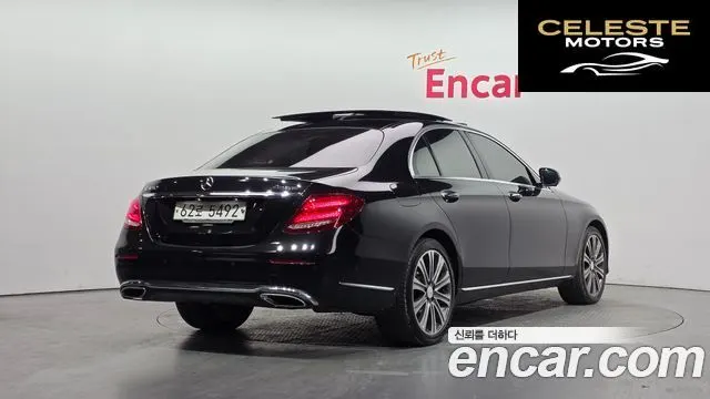 MERCEDES BENZ E-Classe W213 E450 4MATIC Exclusive 2019 — photo 2 sur 26
