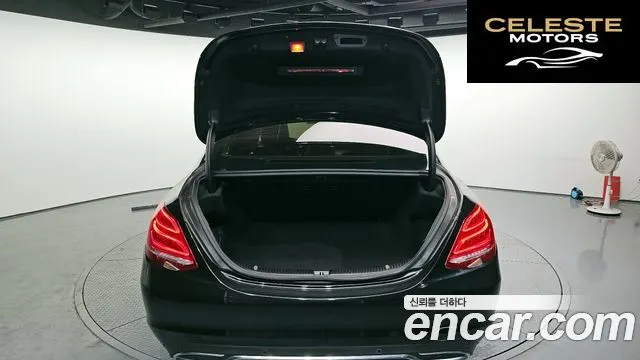 MERCEDES BENZ C-Classe W205 C200 Avantgarde 2016 — photo 20 sur 20