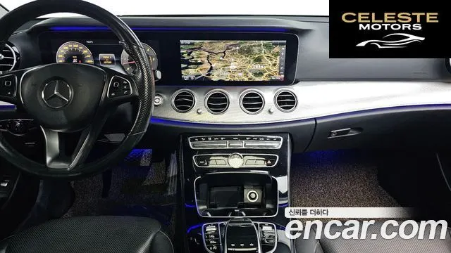 MERCEDES BENZ E-Classe W213 E350d 2017 — photo 14 sur 20
