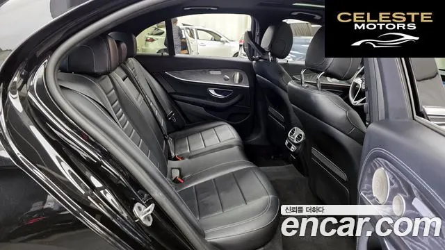 MERCEDES BENZ E-Classe W213 E350 4MATIC Exclusive 2023 — photo 12 sur 20