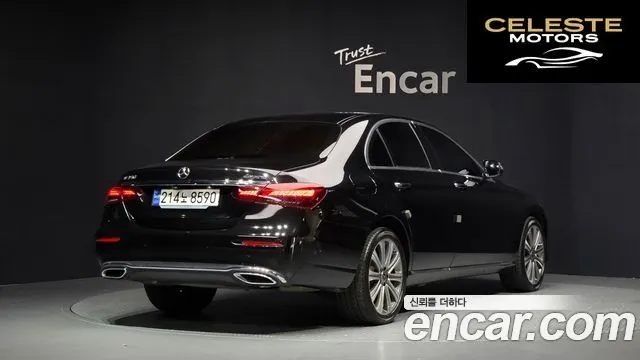 MERCEDES BENZ E-Classe W213 E350 4MATIC Exclusive 2023 — photo 2 sur 20