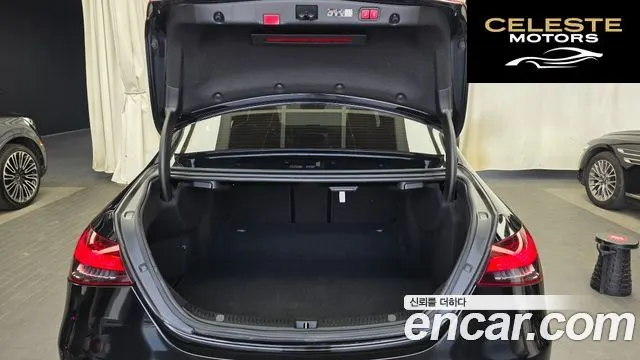 MERCEDES BENZ E-Classe W213 E350 4MATIC Exclusive 2023 — photo 20 sur 20