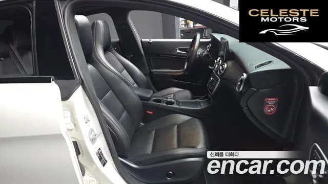 MERCEDES BENZ CLA-Classe C117 CLA200 CDI 2015 — photo 11 sur 20