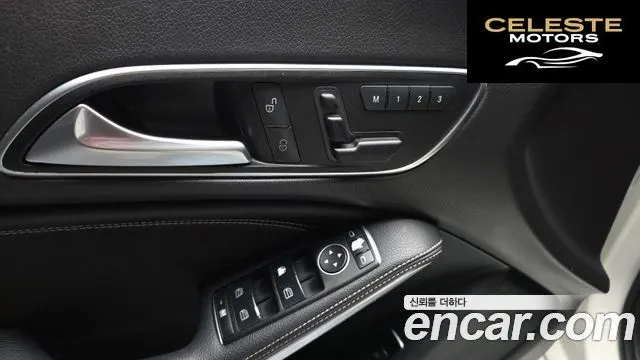 MERCEDES BENZ CLA-Classe C117 CLA200 CDI 2015 — photo 18 sur 20