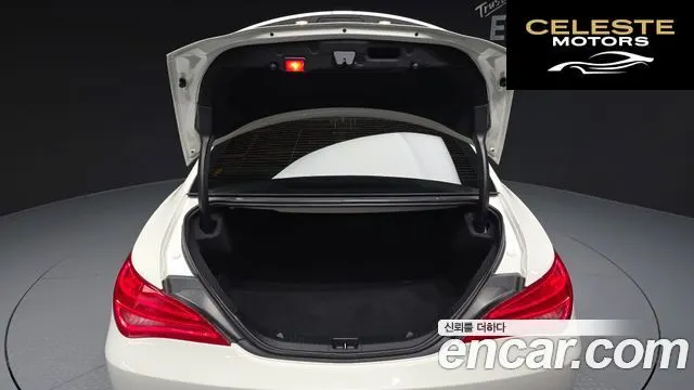 MERCEDES BENZ CLA-Classe C117 CLA200 CDI 2015 — photo 20 sur 20