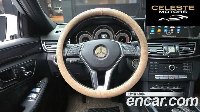 MERCEDES BENZ E-Classe W212 E220 Avantgarde 2016 — photo 13 sur 20