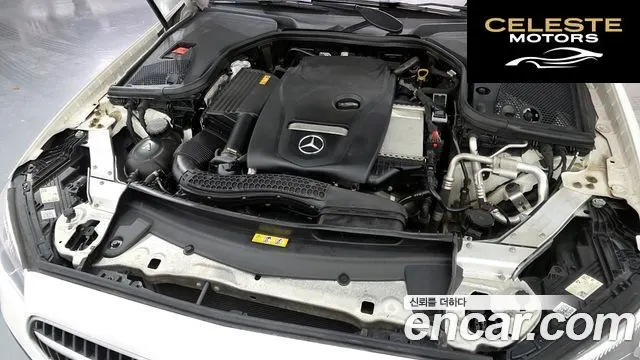 MERCEDES BENZ E-Classe W213 E250 Avantgarde 2021 — photo 6 sur 25