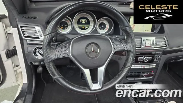 MERCEDES BENZ E-Classe W212 E200 Cabriolet 2015 — photo 13 sur 20