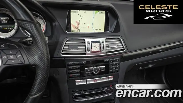 MERCEDES BENZ E-Classe W212 E200 Cabriolet 2015 — photo 14 sur 20
