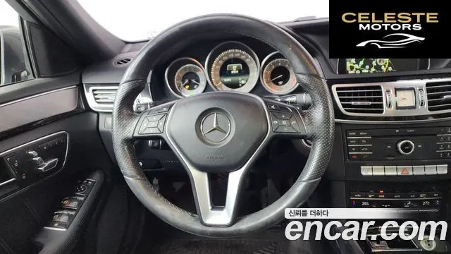 MERCEDES BENZ E-Classe W212 E300 4MATIC Avantgarde 2016 — photo 13 sur 20