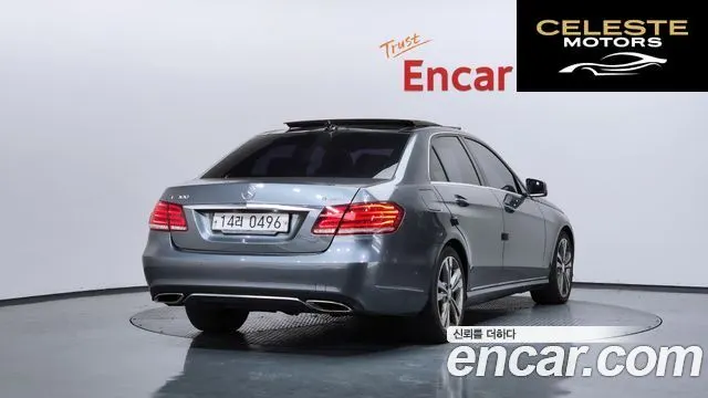 MERCEDES BENZ E-Classe W212 E300 4MATIC Avantgarde 2016 — photo 2 sur 20