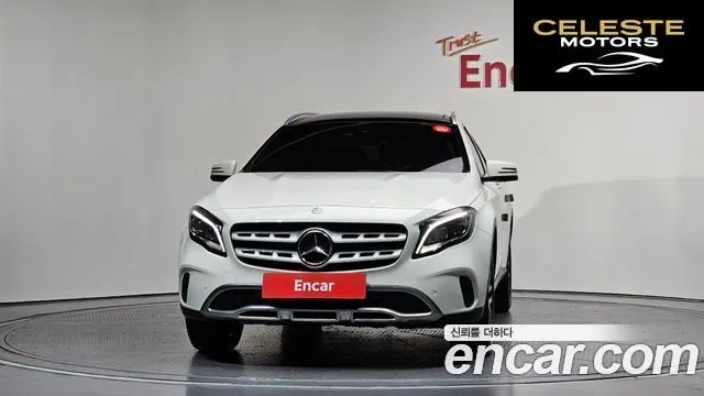 MERCEDES BENZ GLA-Classe X156 GLA220 Premium 2018 — photo 3 sur 20