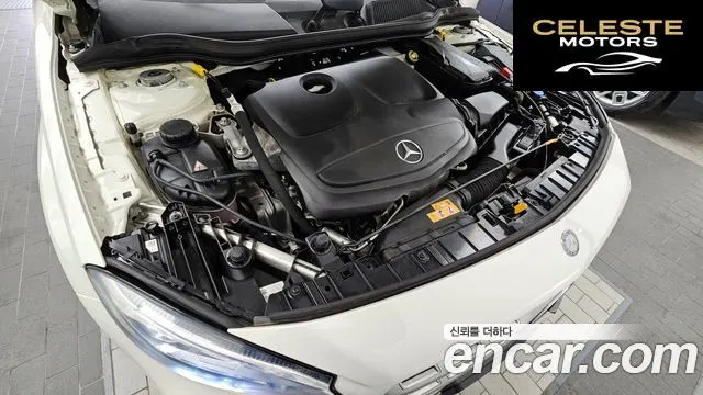 MERCEDES BENZ GLA-Classe X156 GLA220 Premium 2018 — photo 6 sur 20