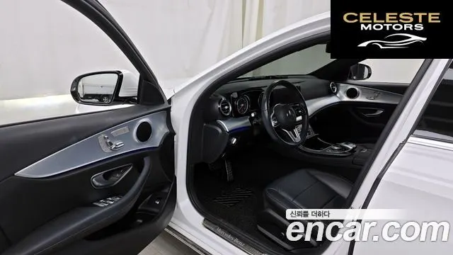 MERCEDES BENZ E-Classe W213 E250 Avantgarde 2020 — photo 10 sur 26