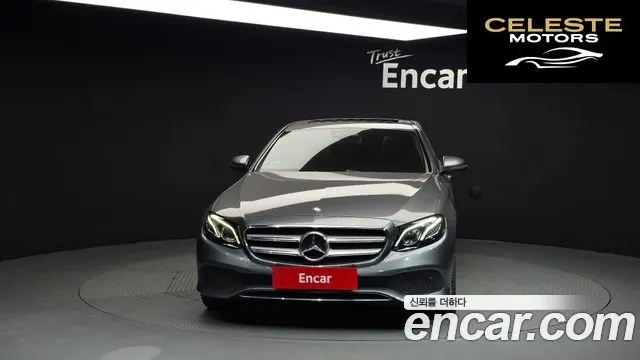MERCEDES BENZ E-Classe W213 E220d 4MATIC Avantgarde 2017 — photo 3 sur 26