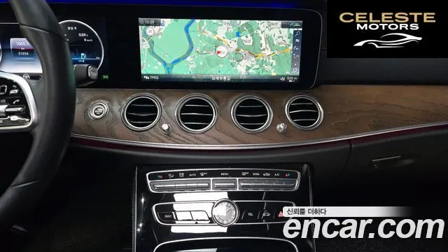 MERCEDES BENZ E-Classe W213 E300 4MATIC Exclusive 2020 — photo 14 sur 20