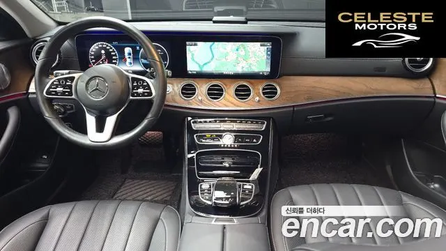 MERCEDES BENZ E-Classe W213 E300 4MATIC Exclusive 2020 — photo 7 sur 20