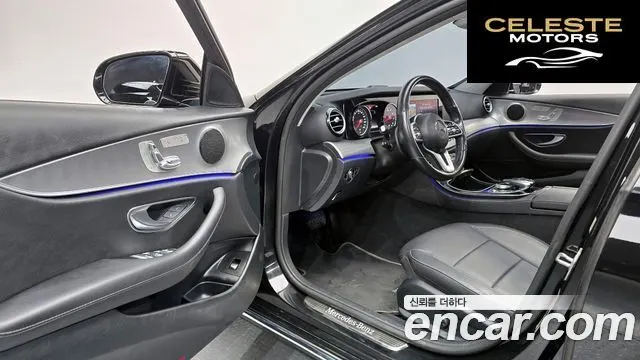 MERCEDES BENZ E-Classe W213 E300 Avantgarde 2019 — photo 11 sur 20