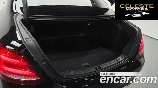 MERCEDES BENZ E-Classe W213 E300 Avantgarde 2019 — photo 20 sur 20