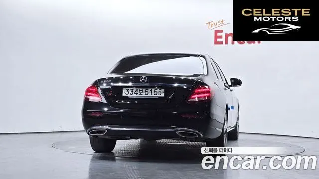 MERCEDES BENZ E-Classe W213 E300 Avantgarde 2019 — photo 4 sur 20