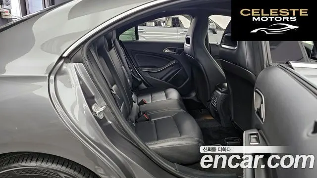 MERCEDES BENZ CLA-Classe C117 CLA250 4MATIC 2017 — photo 12 sur 20