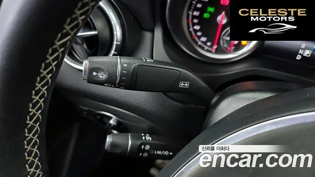 MERCEDES BENZ CLA-Classe C117 CLA250 4MATIC 2017 — photo 18 sur 20