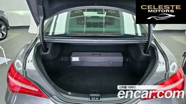 MERCEDES BENZ CLA-Classe C117 CLA250 4MATIC 2017 — photo 20 sur 20
