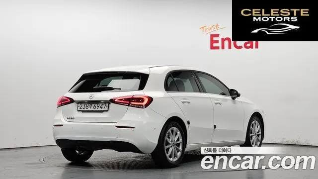MERCEDES BENZ A-Classe W177 A220 Hatchback 2019 — photo 2 sur 20