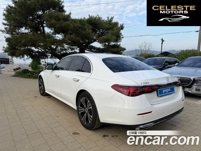 MERCEDES BENZ E-Classe W214 E200 Avantgarde Limited 2025 — photo 2 sur 22