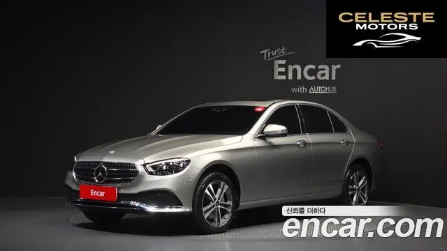 MERCEDES BENZ E-Classe W213 E350 4MATIC Avantgarde 2022 — photo 1 sur 20