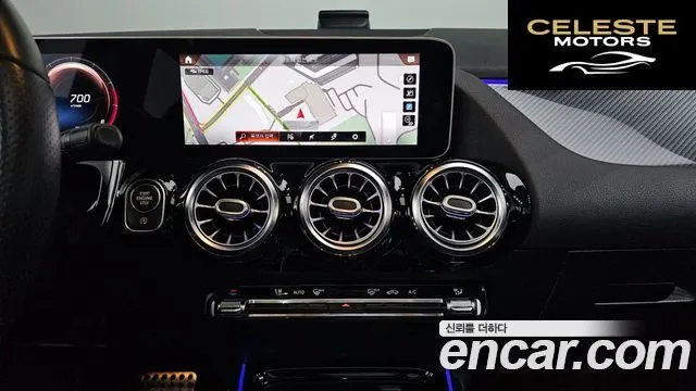MERCEDES BENZ GLA-Classe H247 GLA250 4MATIC 2020 — photo 15 sur 20