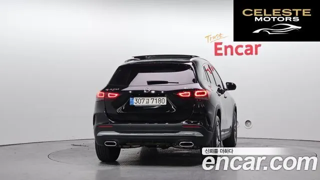 MERCEDES BENZ GLA-Classe H247 GLA250 4MATIC 2020 — photo 4 sur 20