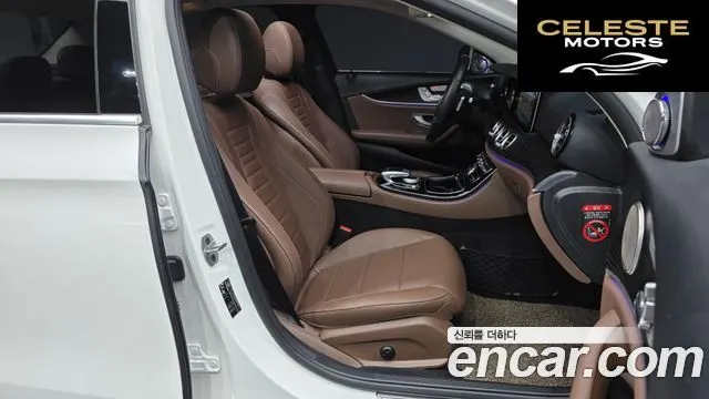 MERCEDES BENZ E-Classe W213 E220d 4MATIC Avantgarde 2018 — photo 11 sur 20