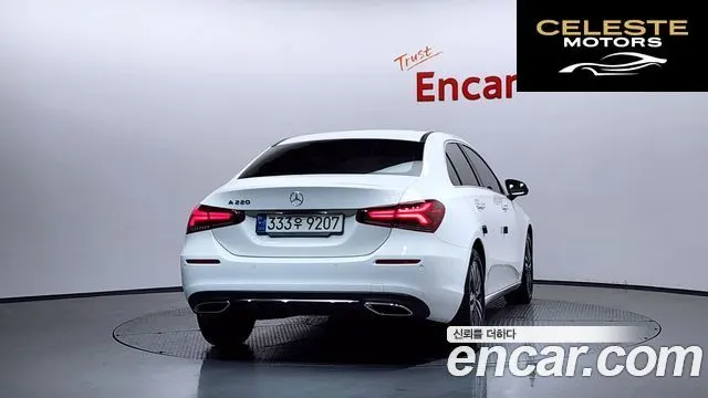 MERCEDES BENZ A-Classe W177 A220 Berline 2021 — photo 4 sur 20