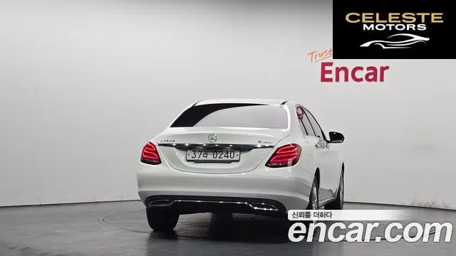 MERCEDES BENZ C-Classe W205 C220 d 4MATIC 2016 — photo 4 sur 26