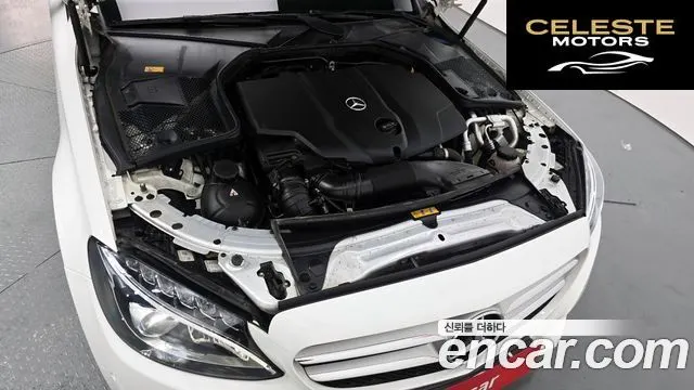 MERCEDES BENZ C-Classe W205 C220 d 4MATIC 2016 — photo 6 sur 26