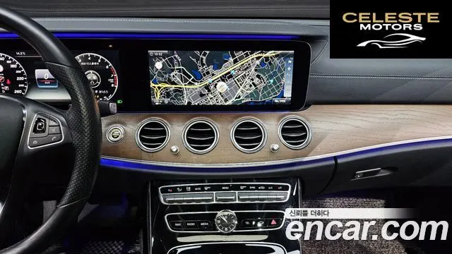 MERCEDES BENZ E-Classe W213 E300 4MATIC Exclusive 2017 — photo 15 sur 20