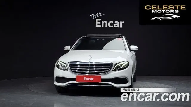 MERCEDES BENZ E-Classe W213 E300 4MATIC Exclusive 2017 — photo 3 sur 20